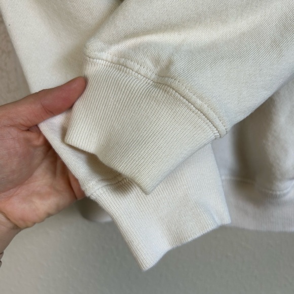 THE GREAT Shrunken Ruffle Sweatshirt Washed White - Picture 5 of 8